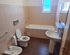 Iroda kiadó on Cluj-napoca, Zóna Intre Lacuri