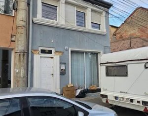 Bureau à louer dans Cluj-napoca, zone Centru