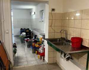 Espace Commercial à louer, 63m2 dans Cluj-napoca, zone Centru