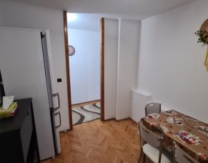 Appartement 2 chambres à vendre dans Cluj-napoca, zone Intre Lacuri