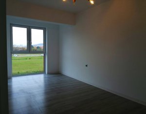 Appartement 3 chambres à vendre dans Floresti
