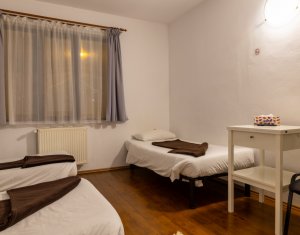 Oportunitate in Zorilor: casa spatioasa, curte mare si potential de investitie!