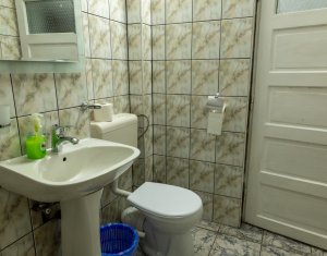 Oportunitate in Zorilor: casa spatioasa, curte mare si potential de investitie!
