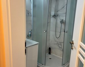 Appartement 3 chambres à vendre dans Cluj-napoca, zone Buna Ziua