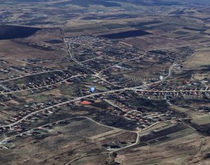 Telek eladó on Chinteni
