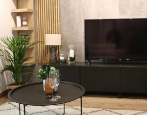 Appartement 5 chambres à vendre dans Cluj-napoca, zone Gruia