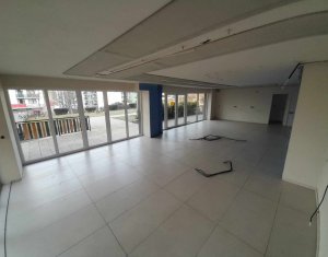 Üzlethelyiség kiadó, 86m2 on Cluj-napoca, Zóna Sopor