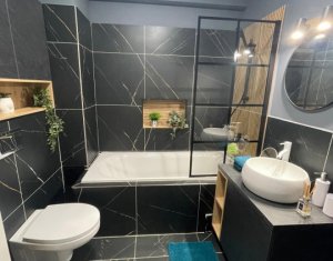 Lakás 3 szobák eladó on Floresti