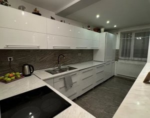 Maison 4 chambres à vendre dans Cluj-napoca