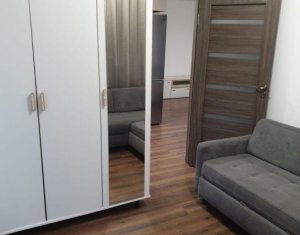 Lakás 3 szobák eladó on Floresti