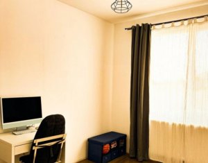 Appartement 3 chambres à vendre dans Floresti