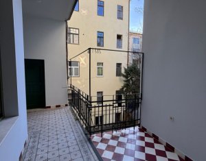 Birou premium ultracentral – 4 camere, amenajare elegantă, Cluj-Napoca
