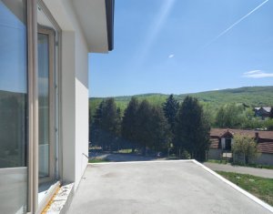 Ház 4 szobák eladó on Baciu