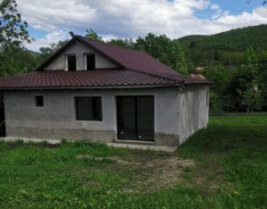 Ház 5 szobák eladó on Livada (petrestii De Jos)