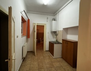 Espace Commercial à louer dans Cluj-napoca, zone Centru