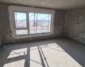 Duplex 240 mp, D+P+E+M, zona linistita de case, panorama deosebita !