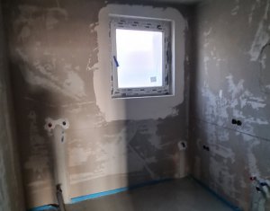 Duplex 240 mp, D+P+E+M, zona linistita de case, panorama deosebita !