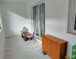 Lakás 2 szobák eladó on Floresti