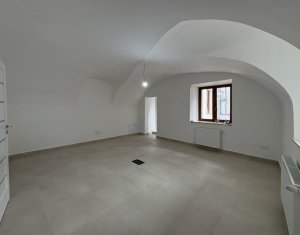 Iroda kiadó on Cluj-napoca, Zóna Centru