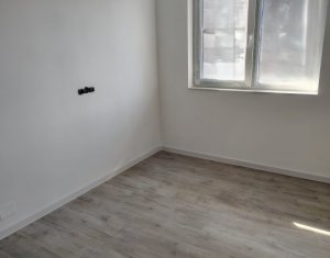 Lakás 2 szobák eladó on Floresti