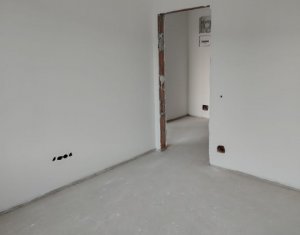 Lakás 2 szobák eladó on Floresti