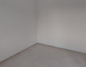 Lakás 2 szobák eladó on Floresti