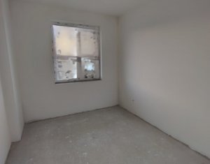 Lakás 2 szobák eladó on Floresti