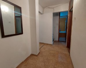 Lakás 4 szobák eladó on Cluj-napoca, Zóna Manastur