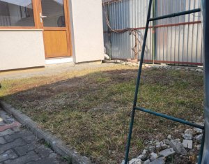 Üzlethelyiség eladó on Floresti
