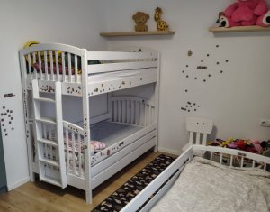Lakás 3 szobák eladó on Floresti