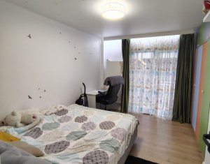 Lakás 3 szobák eladó on Floresti