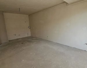 Lakás 2 szobák eladó on Floresti