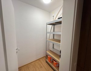 Lakás 2 szobák eladó on Floresti