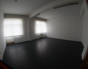 Bureau à louer dans Cluj-napoca, zone Marasti