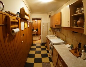 Appartement 3 chambres à vendre dans Cluj-napoca, zone Manastur