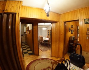 Appartement 3 chambres à vendre dans Cluj-napoca, zone Manastur