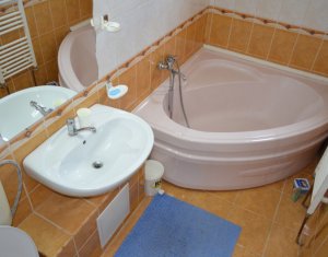 Lakás 4 szobák eladó on Cluj-napoca, Zóna Manastur