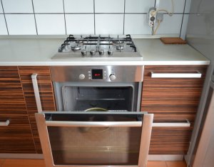 Lakás 4 szobák eladó on Cluj-napoca, Zóna Manastur