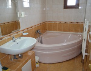 Lakás 4 szobák eladó on Cluj-napoca, Zóna Manastur