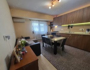 Lakás 3 szobák eladó on Floresti