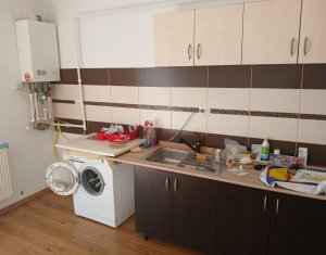 Lakás 2 szobák eladó on Floresti