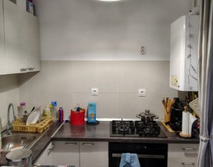 Lakás 2 szobák eladó on Floresti