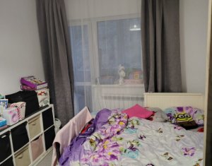 Lakás 2 szobák eladó on Floresti