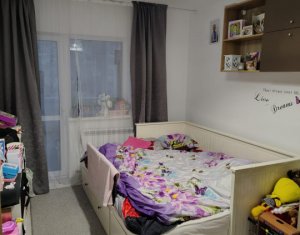 Lakás 2 szobák eladó on Floresti