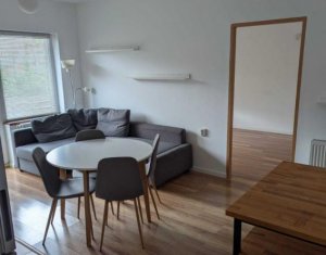 Lakás 3 szobák kiadó on Floresti