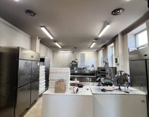Üzlethelyiség eladó, 130m2 on Cluj-napoca, Zóna Centru