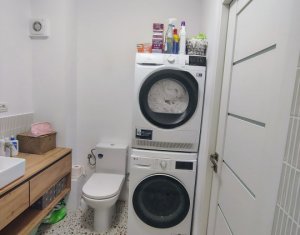 Lakás 3 szobák eladó on Floresti