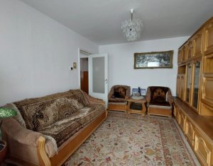 Lakás 4 szobák eladó on Cluj-napoca, Zóna Manastur