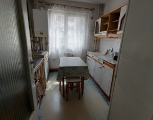 Lakás 4 szobák eladó on Cluj-napoca, Zóna Manastur