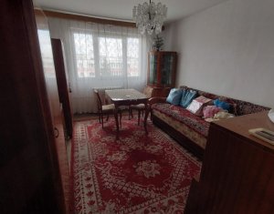 Lakás 4 szobák eladó on Cluj-napoca, Zóna Manastur